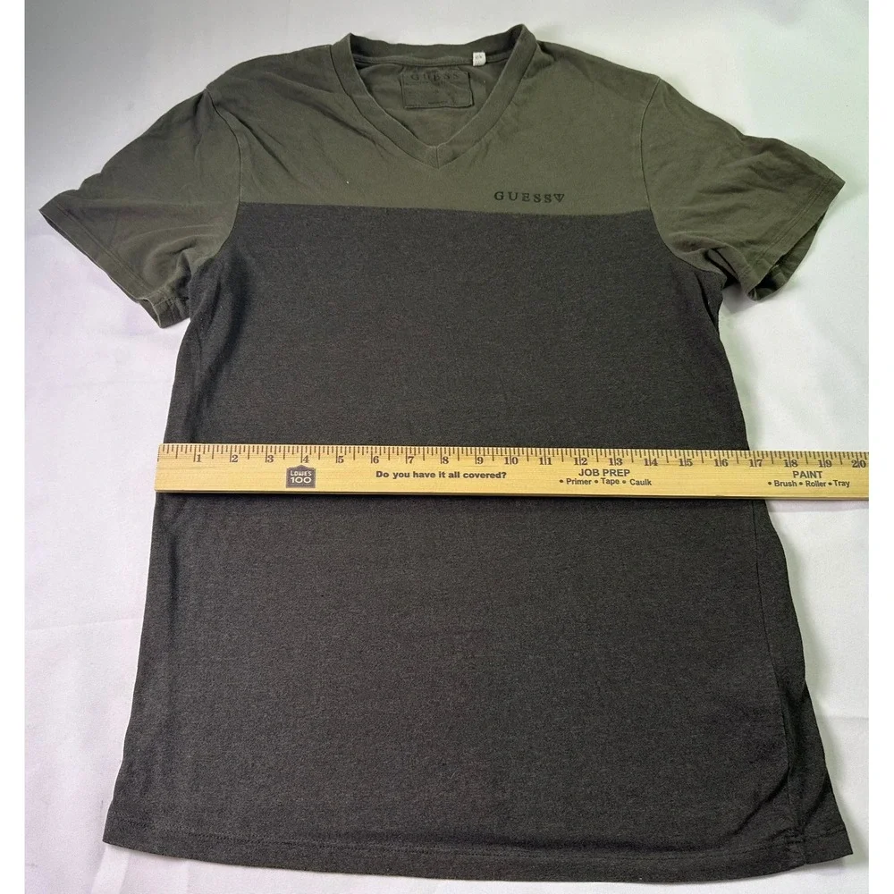 Guess Los Angeles Mens Small S‎ Colorblock V-Neck T-Shirt Olive Gray Streetwear - Picture 5 of 8